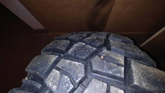 BFGOODRICH MUD TERRAIN T/A KM3 255/75 R17 jeep