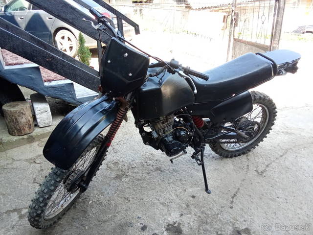 Predám dirtbike niniroket 250ccm za 530€