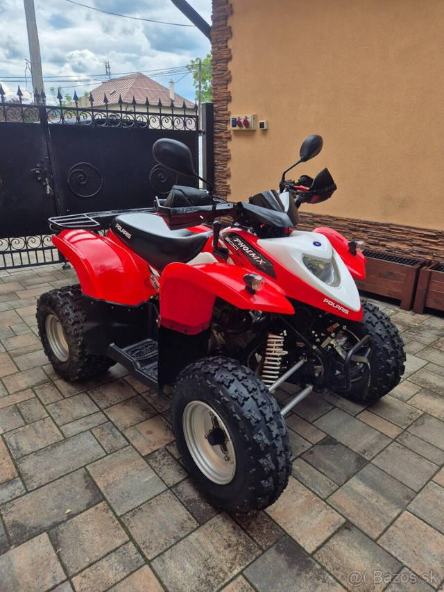 Predám štvorkolku Polaris Phoenix 200 2011