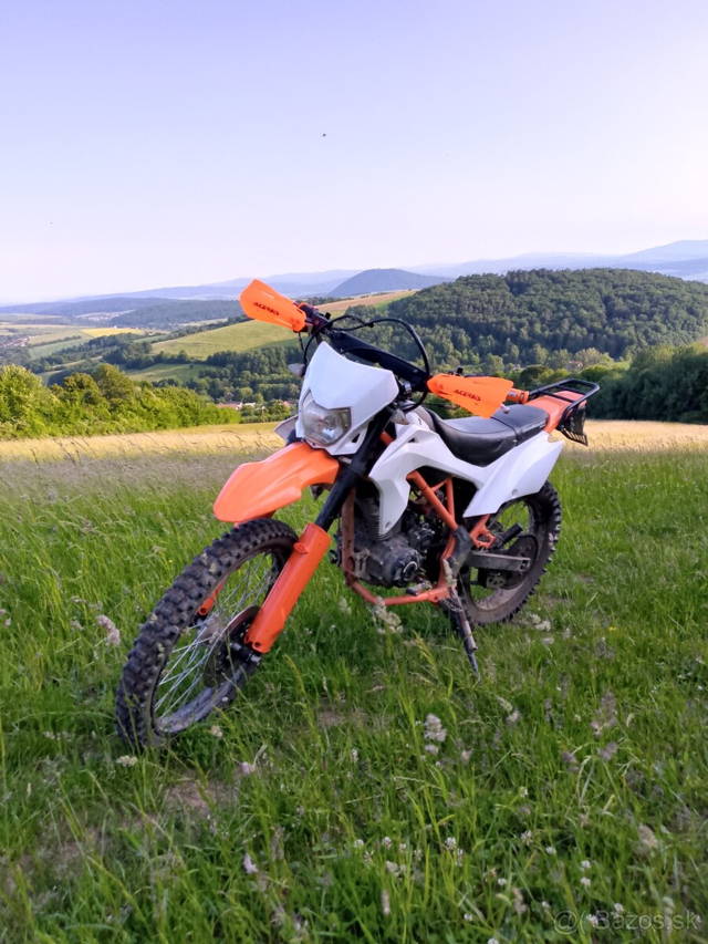 Minirocket Defender 250cc