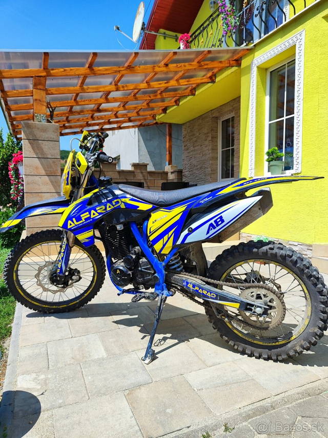 Predám alfarad 300