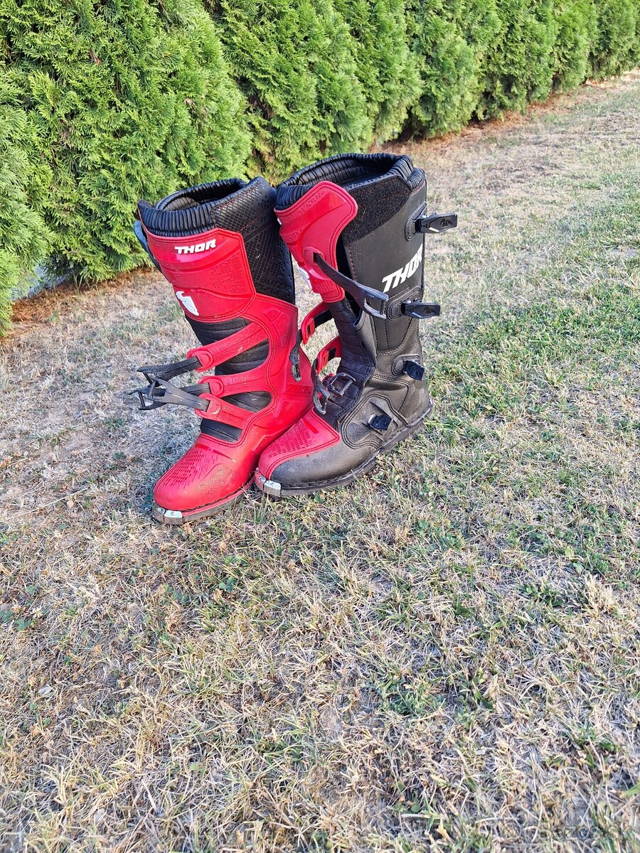 Thor čižmy na motocross