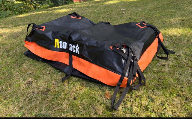 Strešný box na offroad expedície