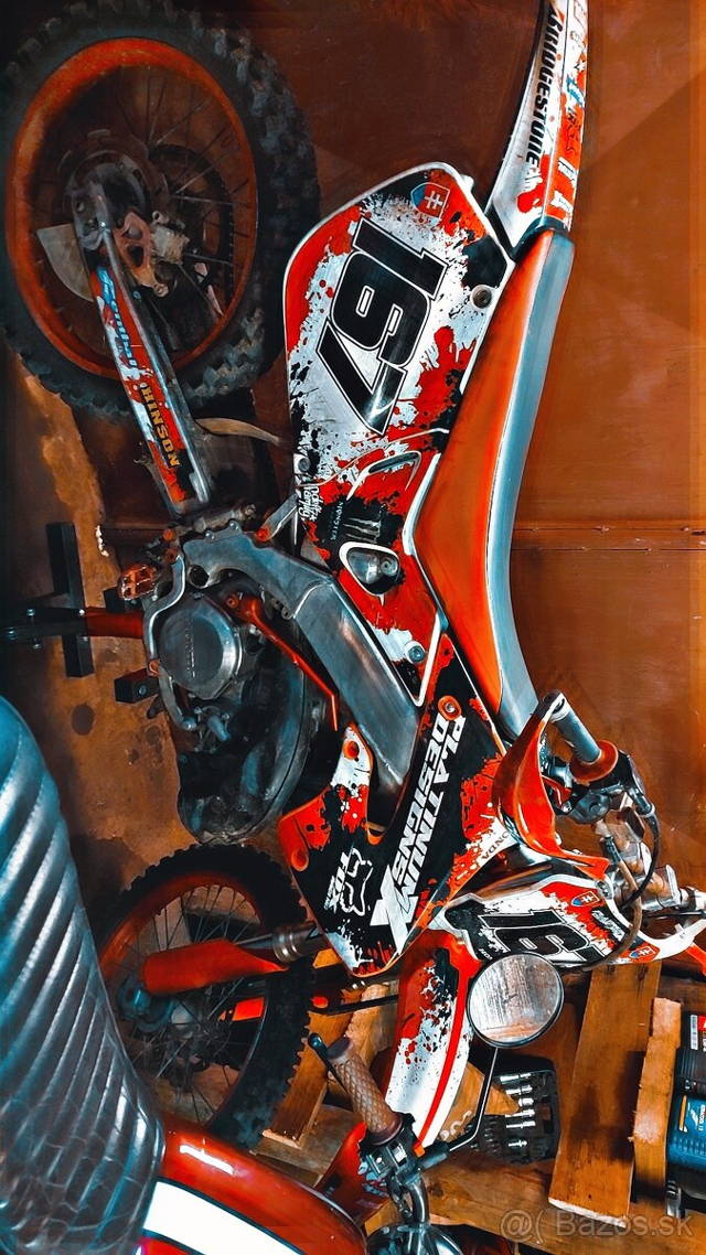 Predam Honda CR 250