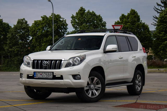 Toyota Land Cruiser 3.0I D-4D 190k Premium A/T 5m