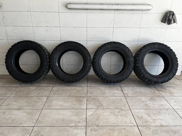 265/60r18 BF Goodrich All-Terrain T/A