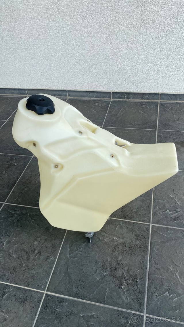 KTM enduro nádrž 13,5L