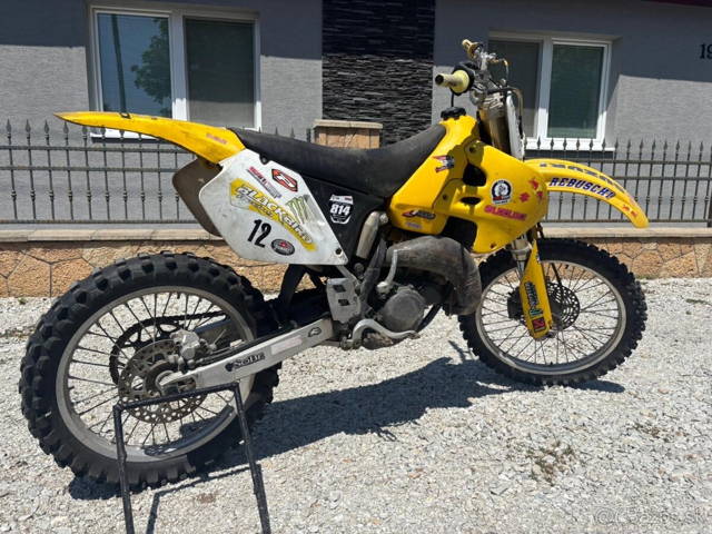 Suzuki RM 125