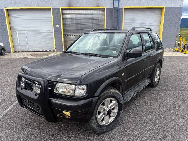 Frontera 2,2dti 88kw Talian