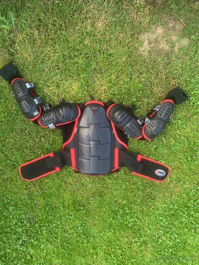 Hradný chránič