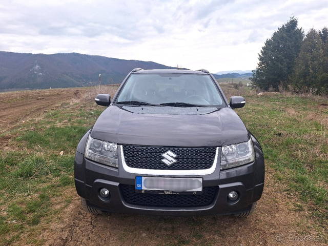 Suzuki Grand Vitara 2.4 benzín - TOP stav