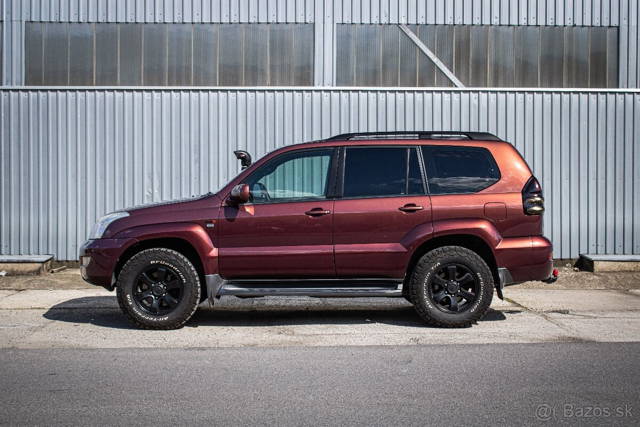 Toyota Land Cruiser 3.0 D-4D Lux+ A/T, Strešné, Exkluziv lak