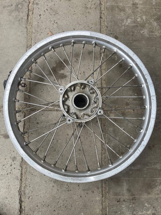 Predám zadné koleso rmz 450