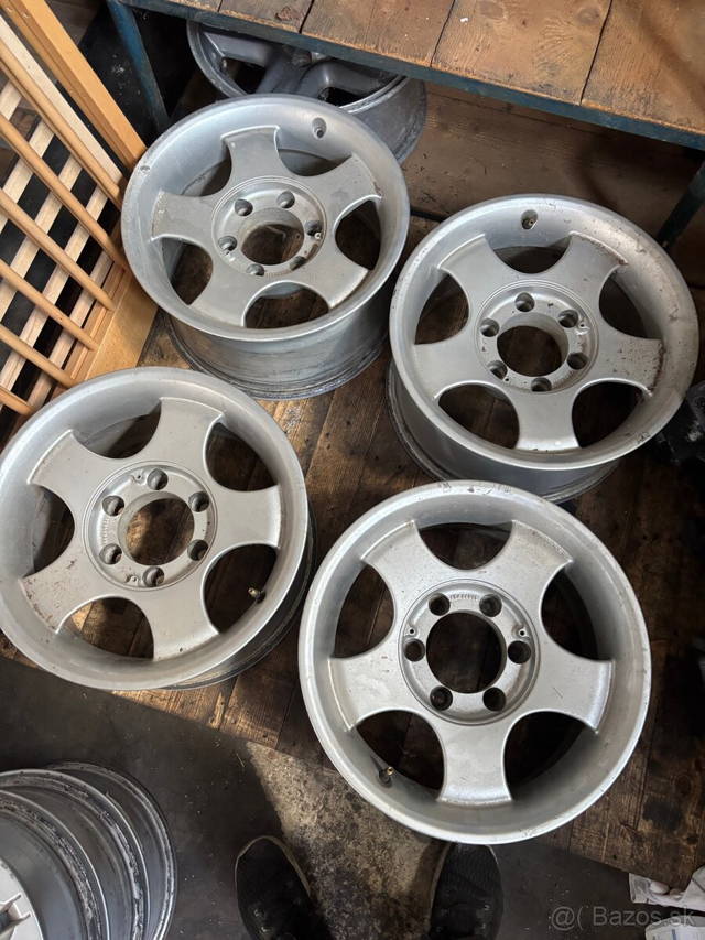 Disky 6x139,6 r16 borbet