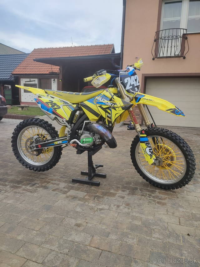 Suzuki RM 125