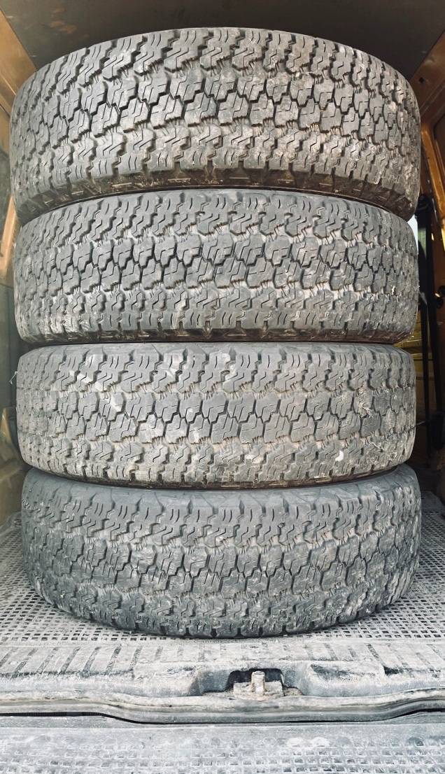 Pneu 245/75 r17