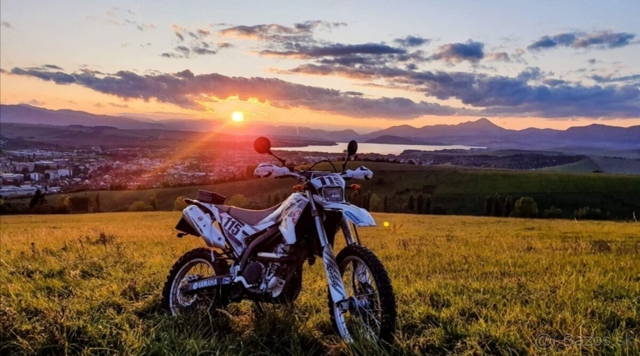 YAMAHA WR250R