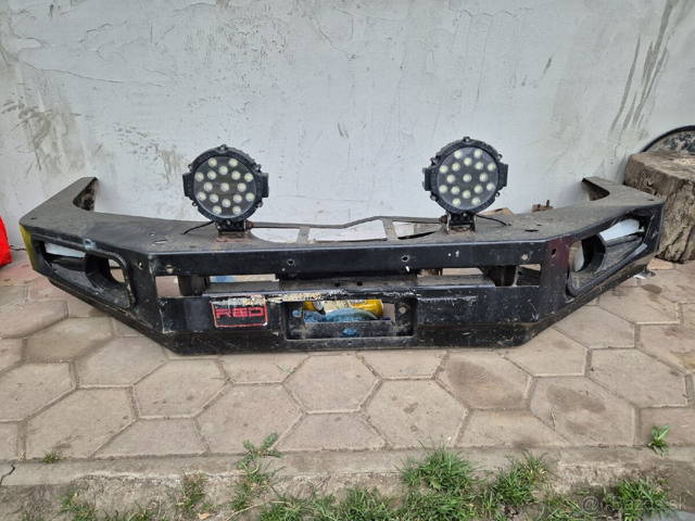 Tojota 120 land cruiser