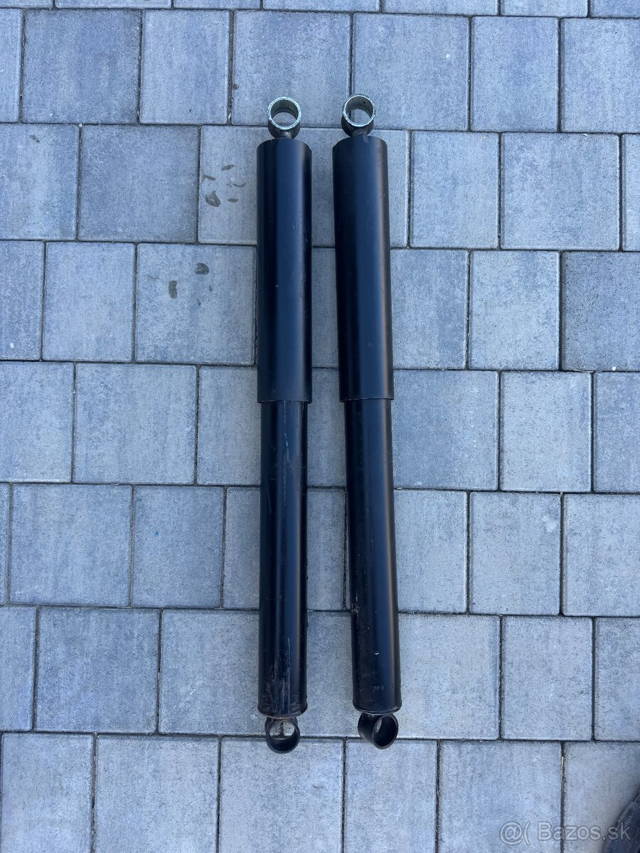 Predám zadne 6” tlmiče outback na  Nissan patrol y60/y61