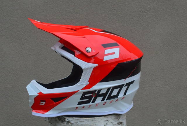 MX enduro prilba okuliare červené shot