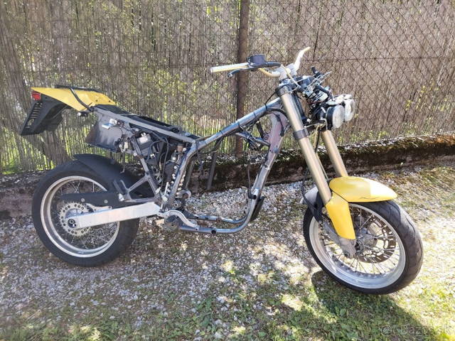 KTM Duke