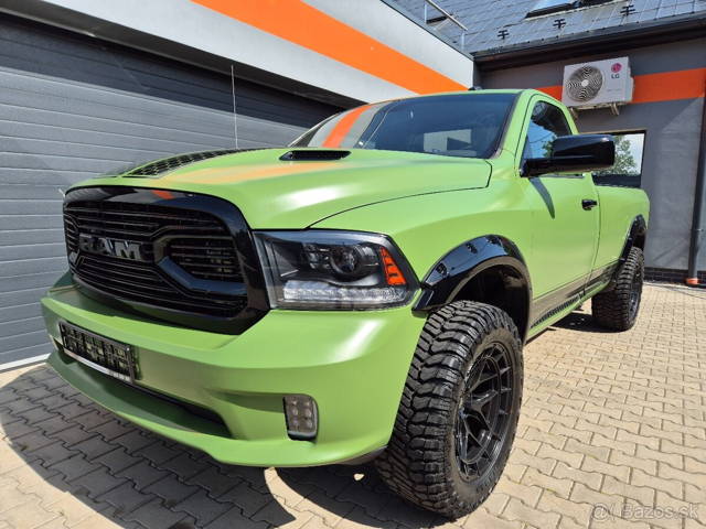 DODGE RAM 1500 5,7 HEMI SINGLE CAB 2022 28000km