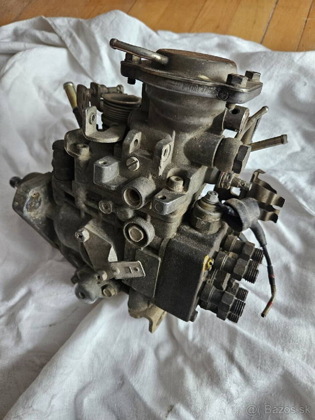 Mechanické strekovacie čerpadlo 11mm hlava nissan patrol y61