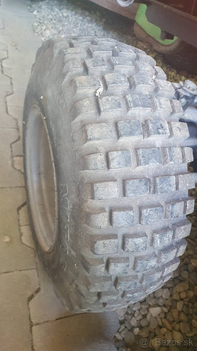 predam drapak pneu 145/70 - 8 145/70 R8 MITAS