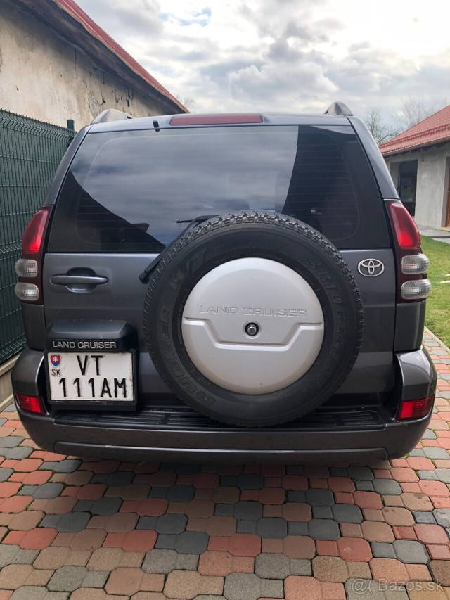 Predám Toyota Land Cruiser J12 3,0 A D-4D 02