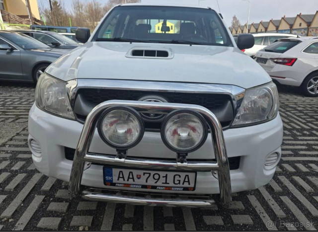 Toyota Hilux 2.5 D-4D 106kW – 2011