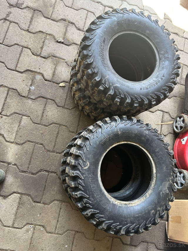 Pneumatiky na štvorkolku