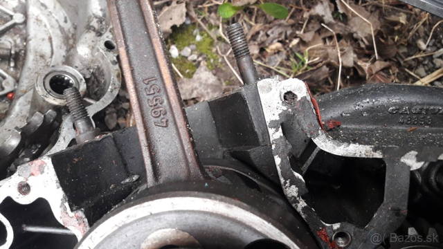 Rozpredám motor cagiva125 +niake dieli
