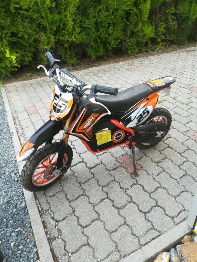 Aku moto Hecht 25
