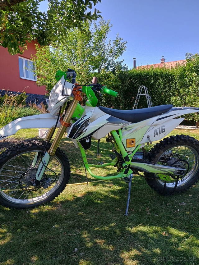 Predám miniroket 250