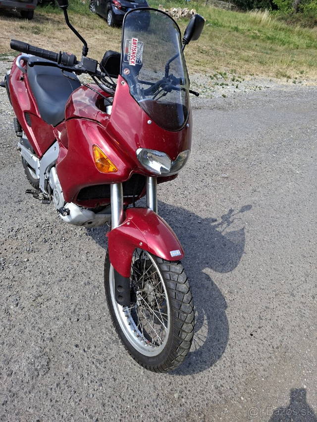 Aprilia pegaso 650