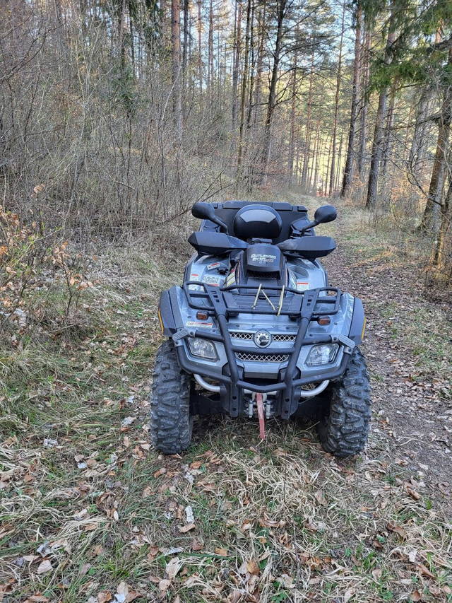 Can-am outlander 8oo max