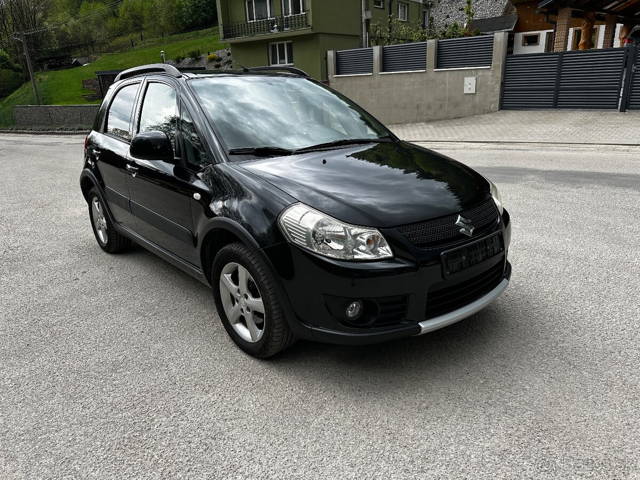 Suzuki SX4 1.6 Urban Line S pohonom 4x4 Swift yeti tiguan