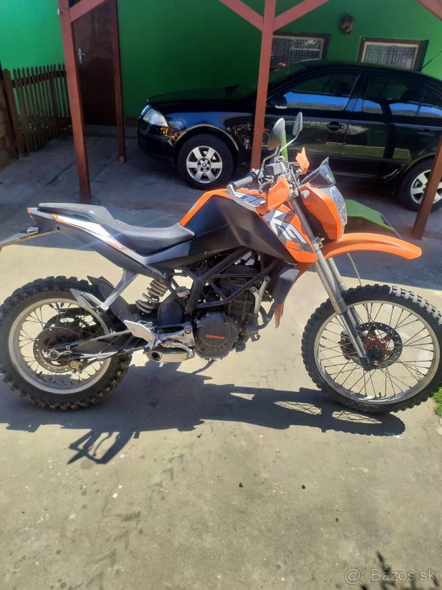 KTM duke 200