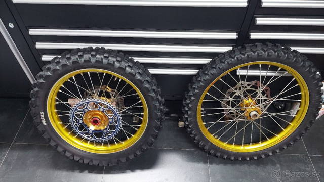 SUZUKI RMZ Kolesá