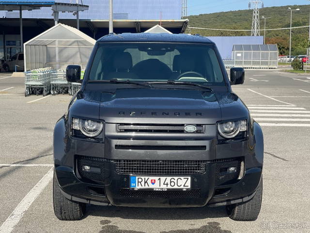 Land Rover Defender 110 3.0D I6 D300 MHEV X-Dynamic SE A/T A