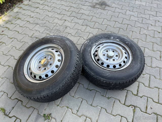 Predám disky Mitsubishi L200 + pneumatiky Bridgestone