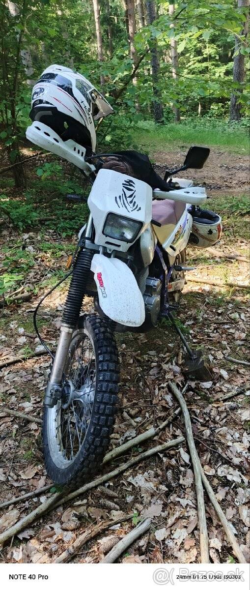 Suzuki DR 650 SE