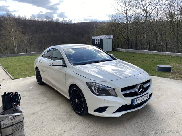 Mercedes-Benz CLA 180