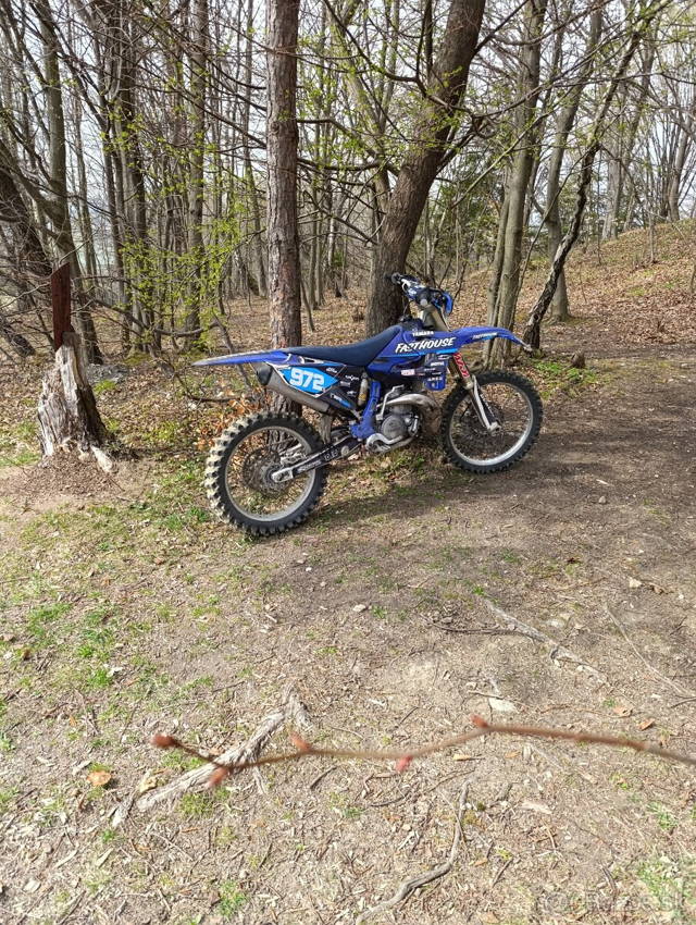 Kúpim nepojazdnu Yamaha Yz 250
