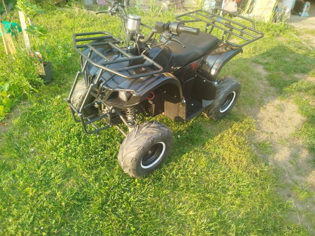 Štvorkolka 1200 w top stav ako nová