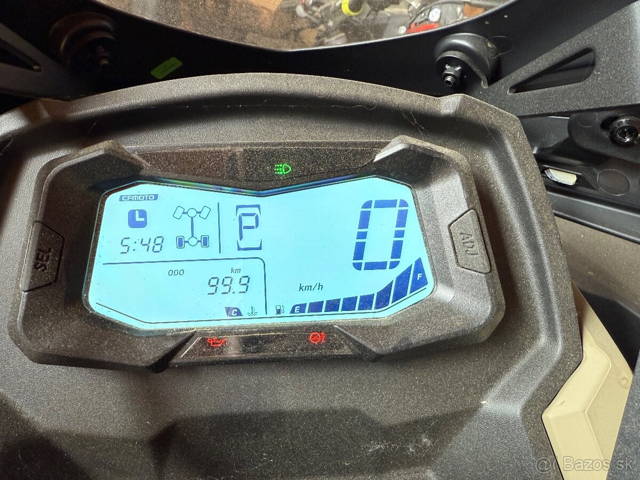 Cf moto x1000