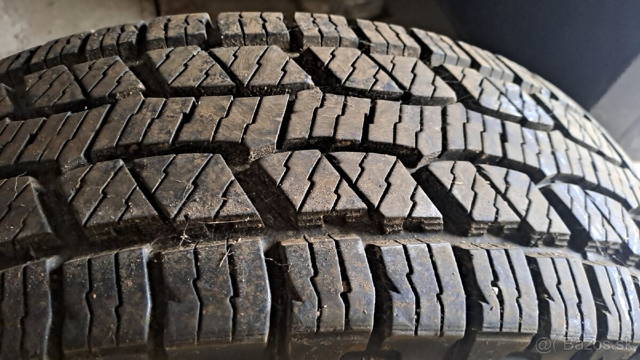 Offroad pneu 235/75 r15