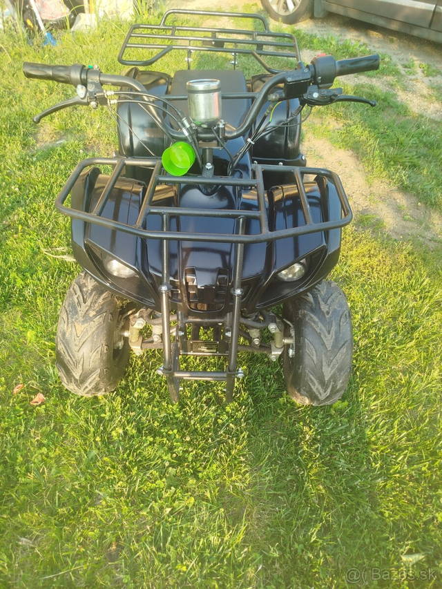 Štvorkolka 1200w top stav ako nová