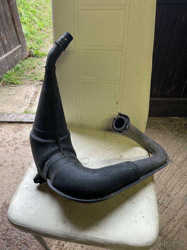 Yamaha blaster výfukové koleno