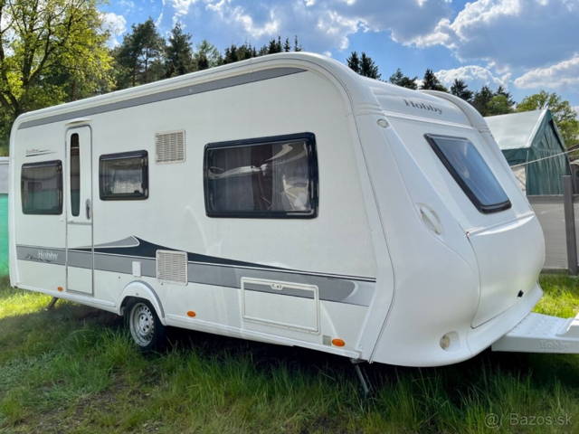Na predaj karavaník v •TOP• Hobby 495 UL-Excellent (1300kg)